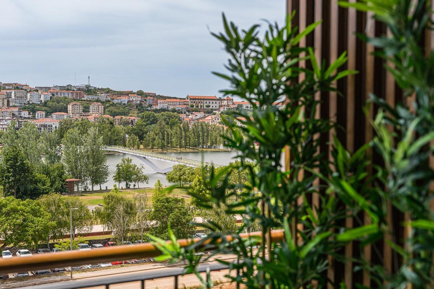 Guestready - Majestic Riverside Terrace In Coimbra Apartment Екстериор снимка